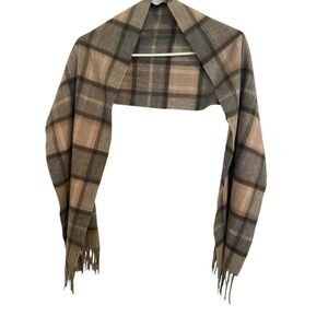 Lochmere 100%cashmere scarf in the Natural Mackellar tartan. Plaid print…